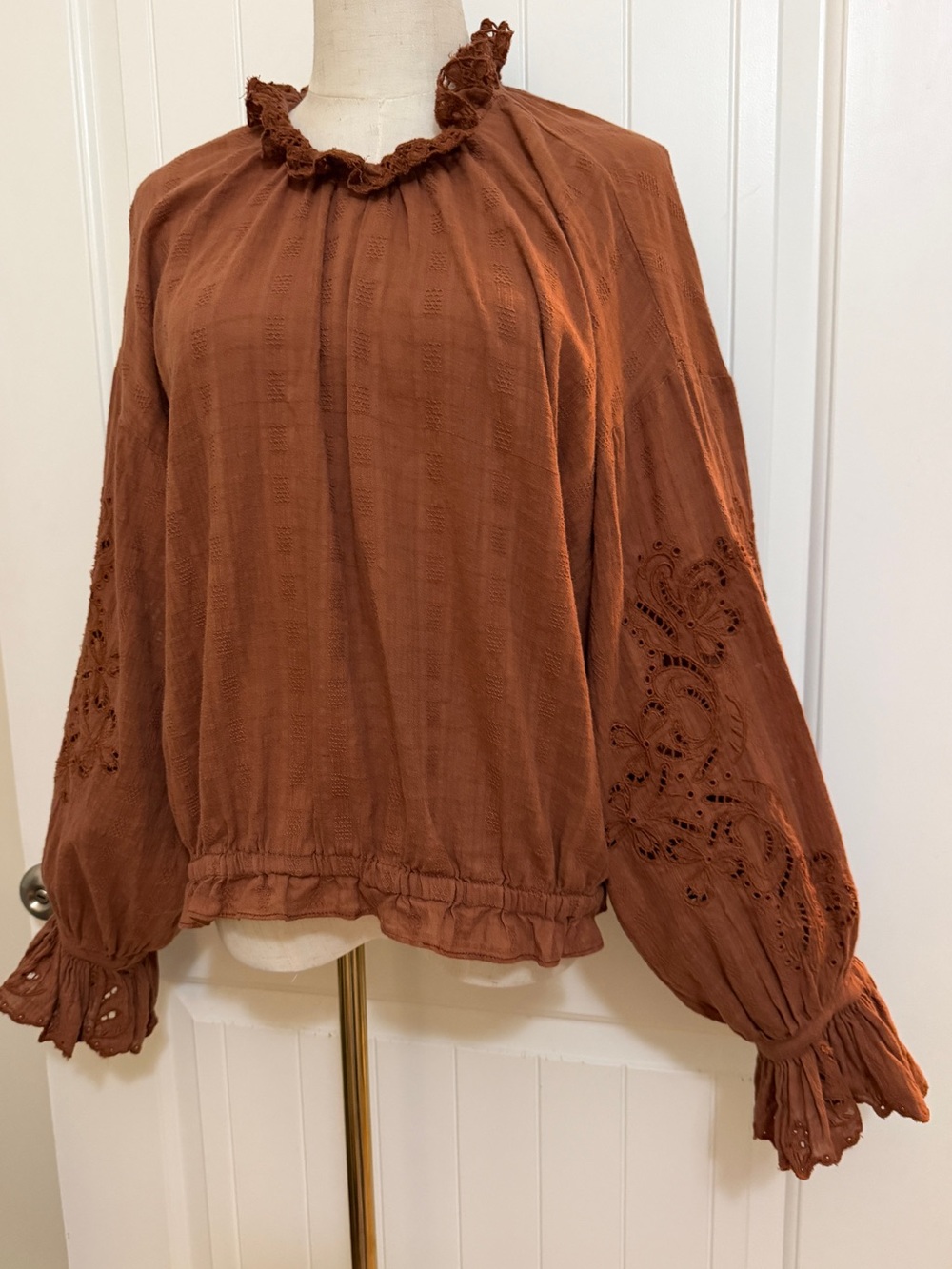 Anthropologie Pilcro Rust Brown Eyelet Peasant Blouse Size XL Boho